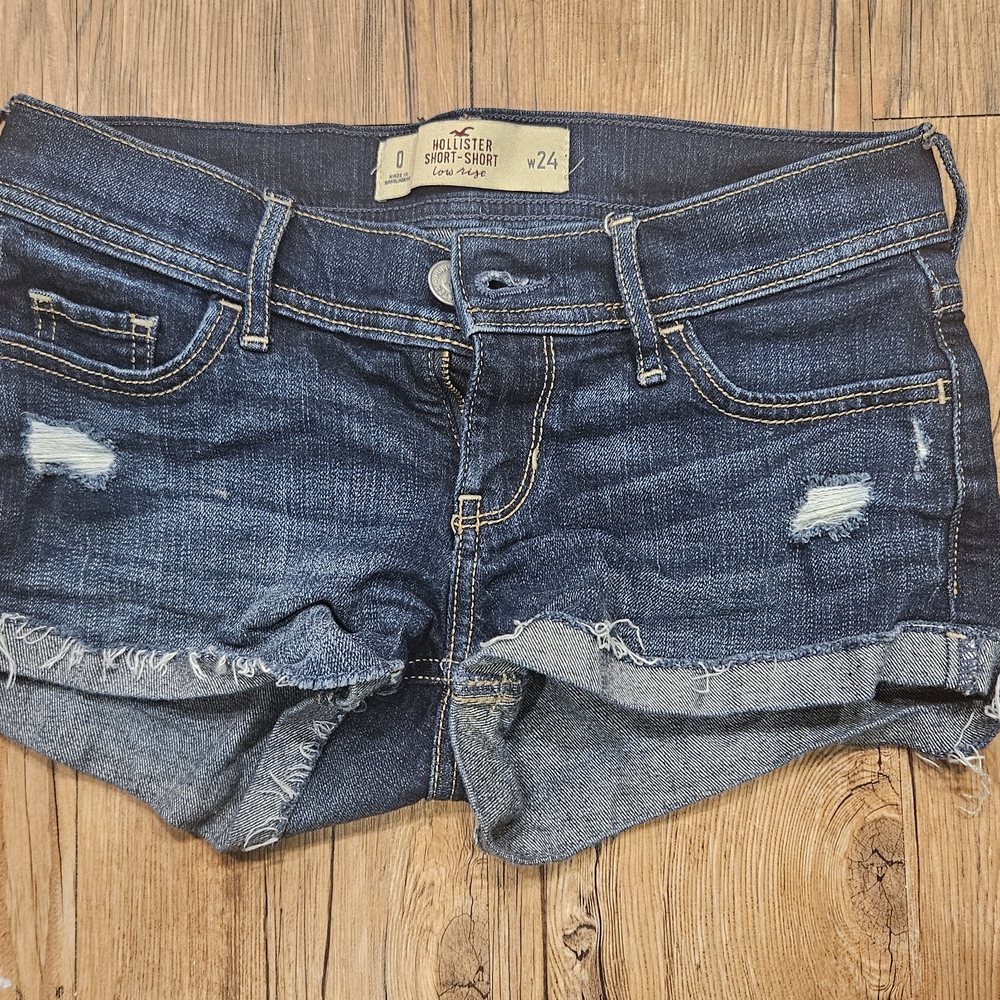 Hollister Women's Blue Denim Shorts